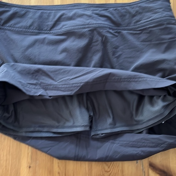 Excellent Condition Athleta Skort, size 8, Eggplant color - Picture 6 of 6